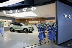 电动汽车 未来出行的绿色革命