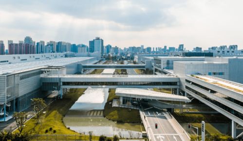 凭什么说ID.产品拥有高品质？探秘上汽大众新能源汽车工厂